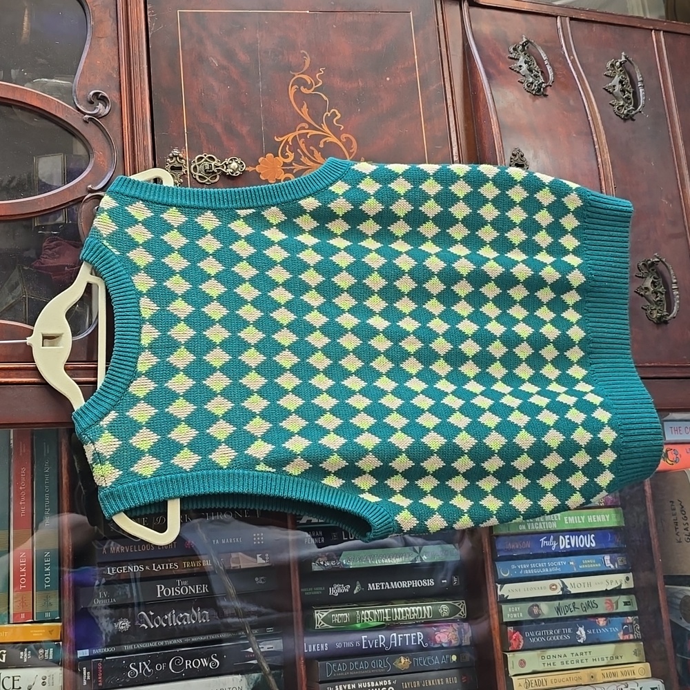 Teddy Fresh Sweater Vest - Picture 3 of 4